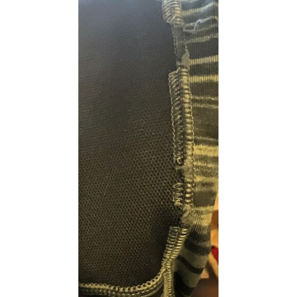 $$SOLD:SE-WHSLE 052825$$ Animal Print Compression Leggings Sporty - Picture 13 of 13